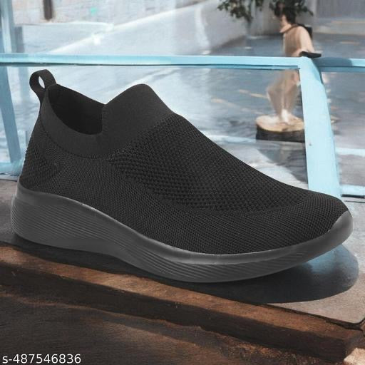 Running shoes for men light weight